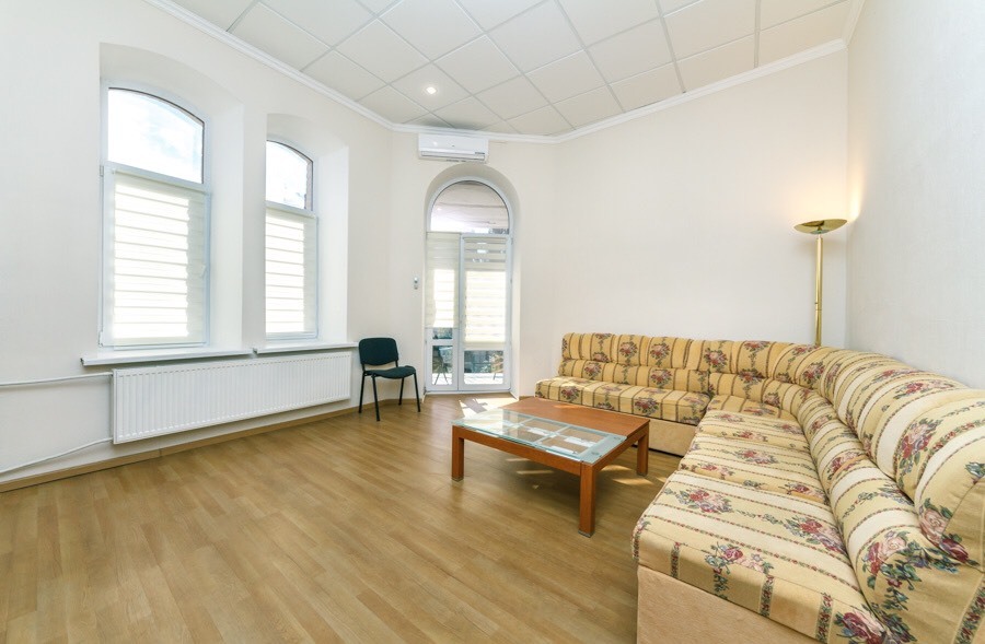 2-комнатная квартира посуточно 57 м², Рейтарская ул., 18