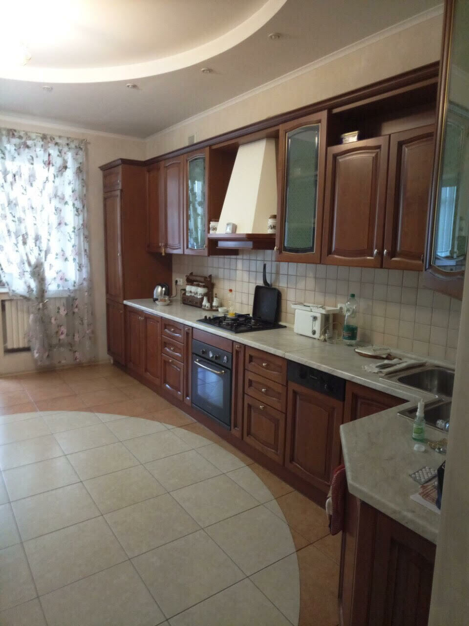 Продаж 140 м², Європейська вул., 30
