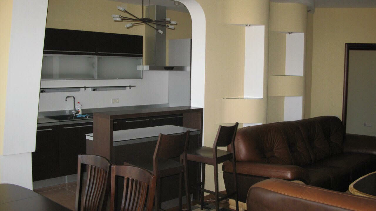 Продажа 4-комнатной квартиры 150 м², Гоголя ул., 20Б
