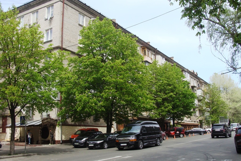 Продаж 2-кімнатної квартири 53 м², Кловський узвіз, 10