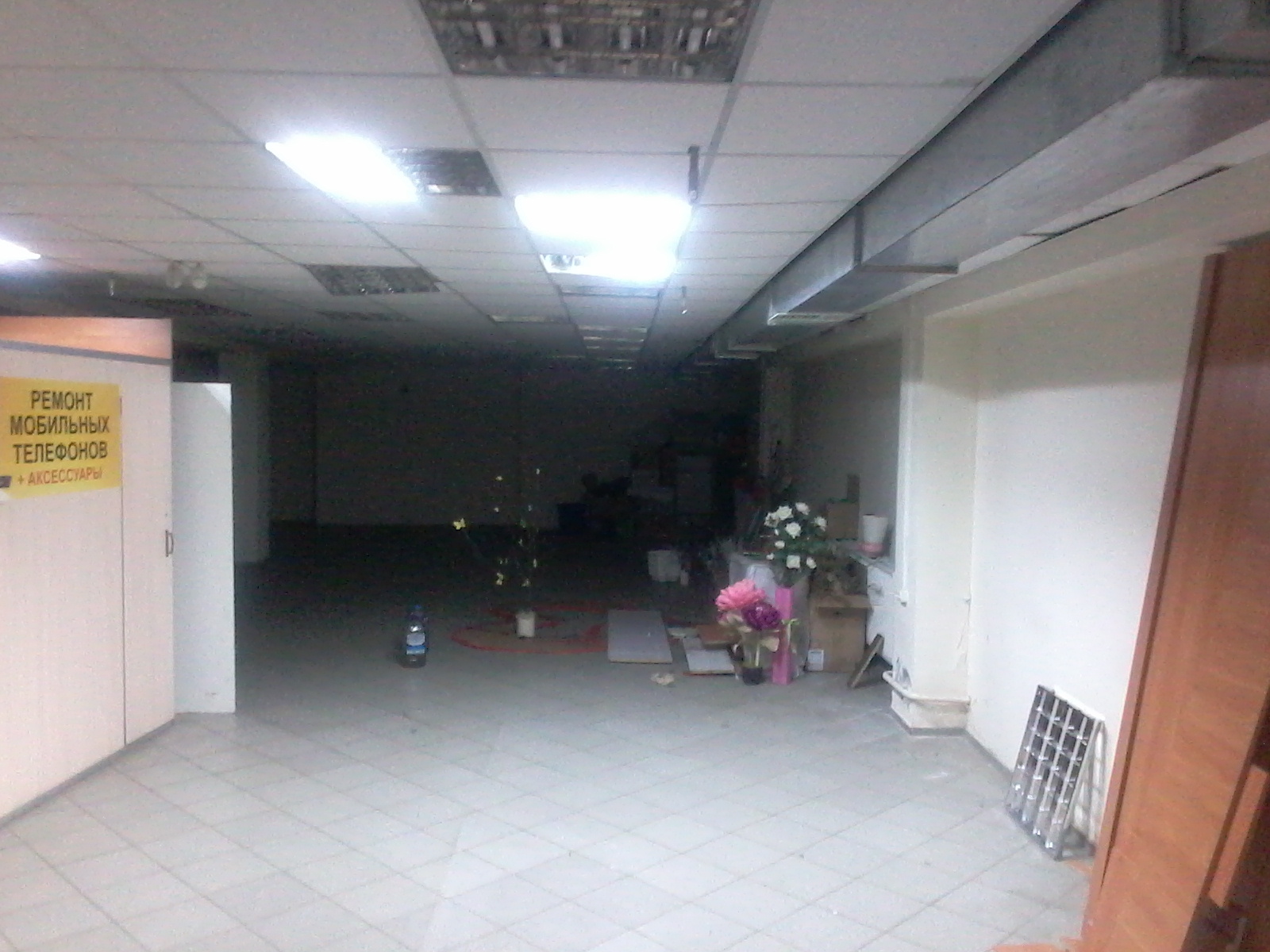 Оренда торговельного приміщення 465 м², 1-го Травня вул., 163
