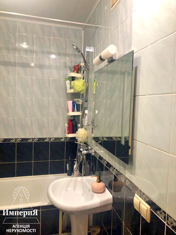 Продажа 3-комнатной квартиры 70 м², Дачная ул., 72