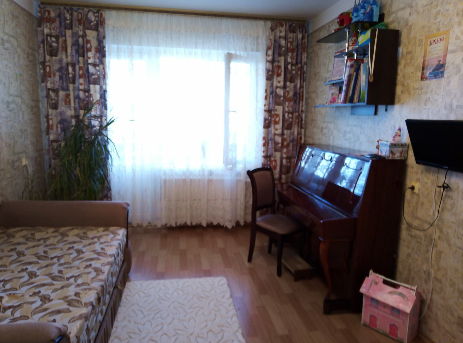 Продаж 1-кімнатної квартири 36 м², Василя Симоненка вул., 4