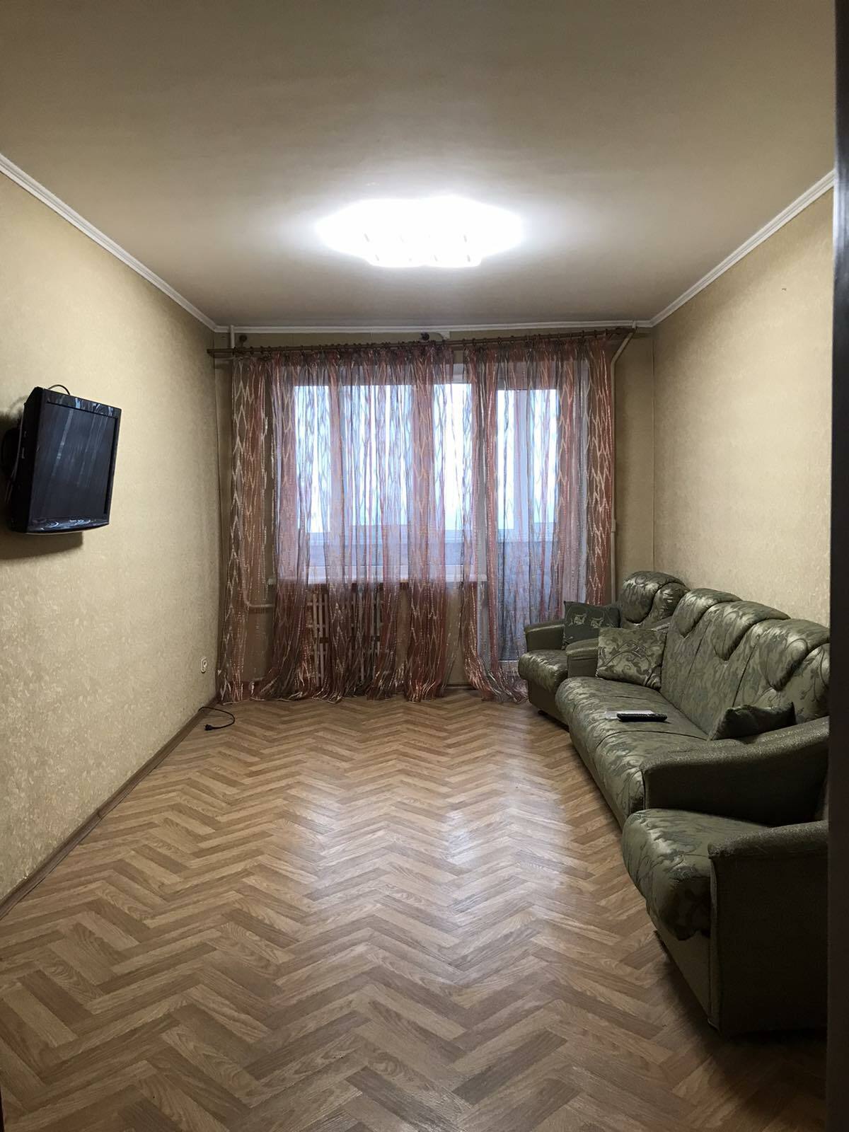 Оренда 3-кімнатної квартири 48 м², Березинська вул., 28