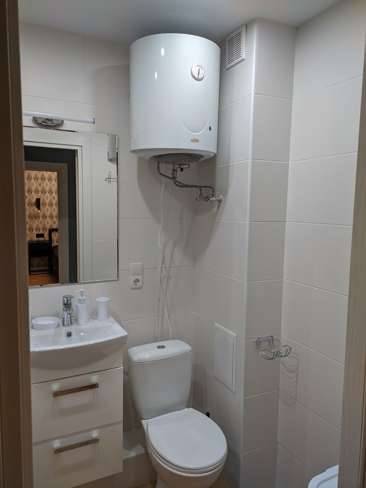 Аренда 2-комнатной квартиры 52 м², Александра Поля просп., 11