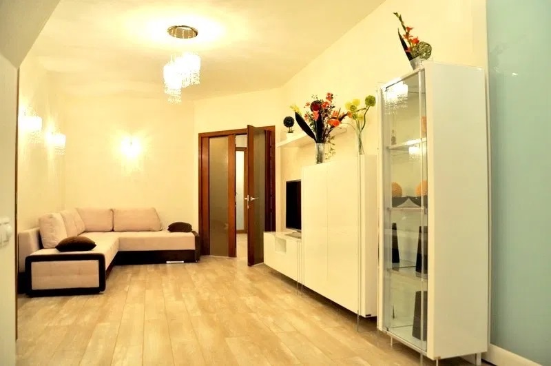 Аренда 3-комнатной квартиры 130 м², Харьковская ул., 001