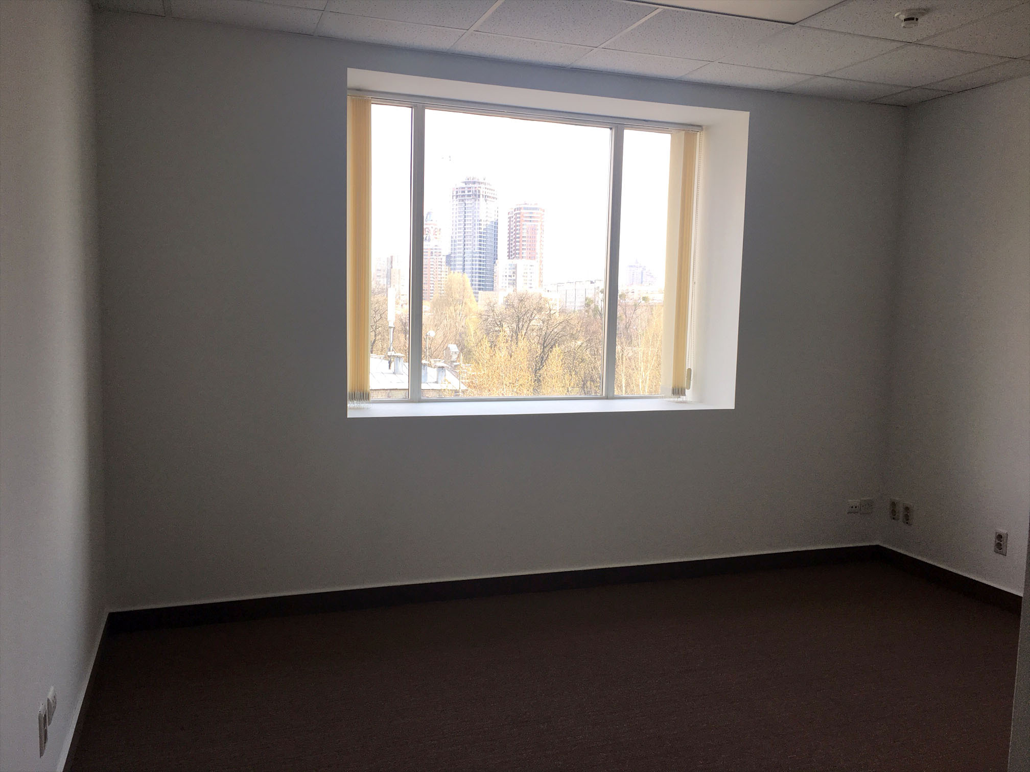 Оренда офісу 100 м², Шовковична вул., 42/44