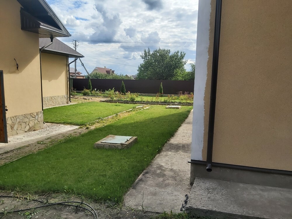 Продаж будинку 328 м², ул.Лозовская