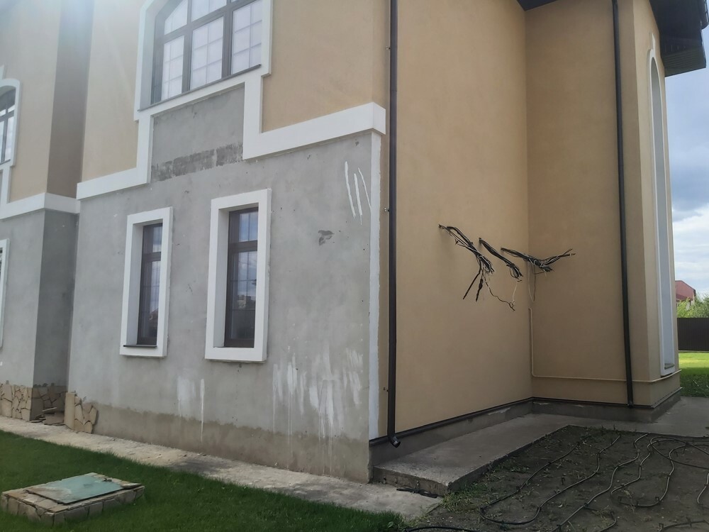 Продаж будинку 328 м², ул.Лозовская