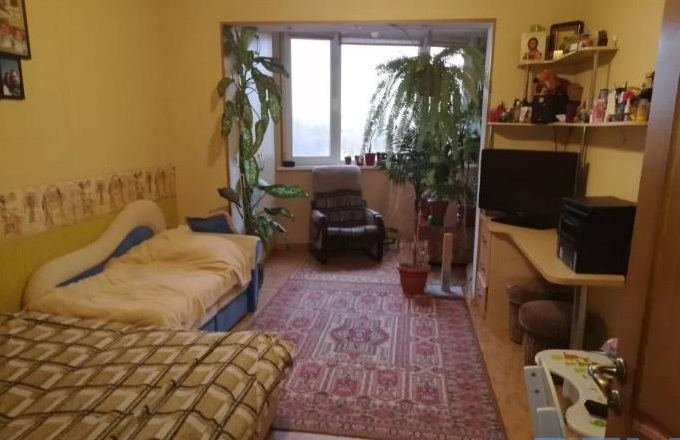 Продажа 3-комнатной квартиры 63 м², Варненская ул., 23
