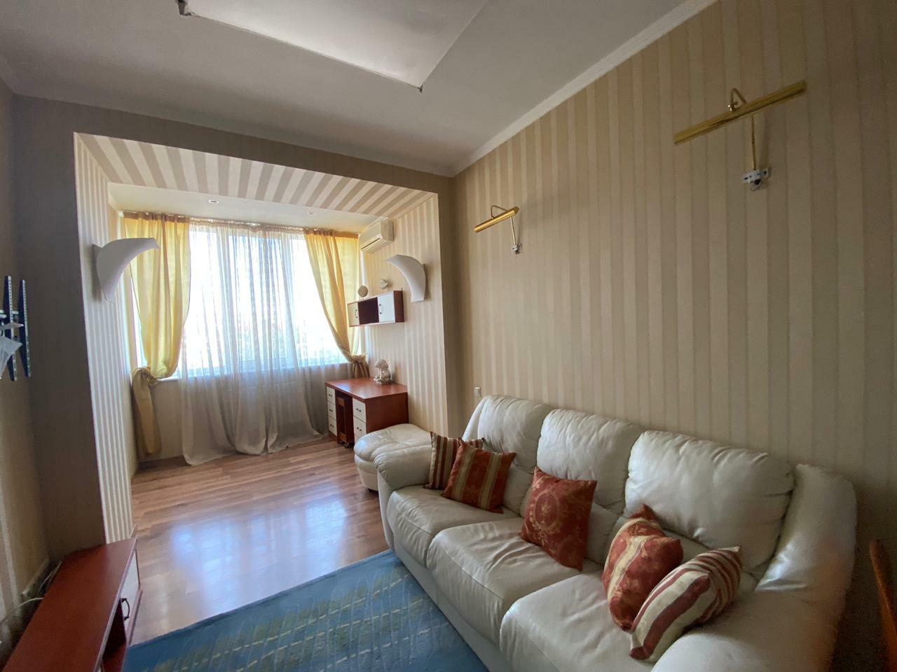 Продажа 4-комнатной квартиры 165 м², Пушкина просп., 11