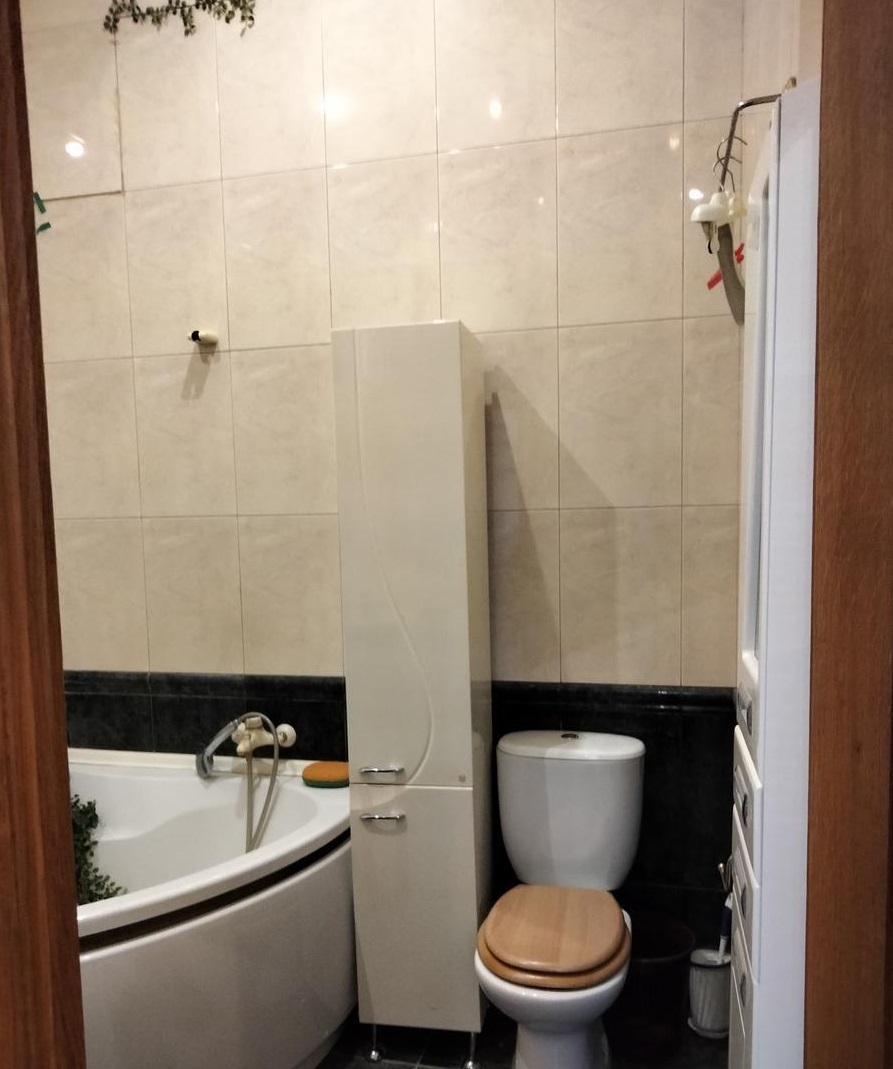Продажа 3-комнатной квартиры 96 м², Богдана Хмельницкого ул., 35/1