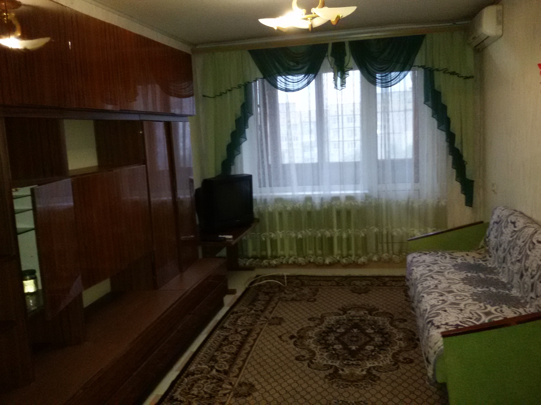 Оренда 3-кімнатної квартири 64 м², Гидропаркова вул., 1