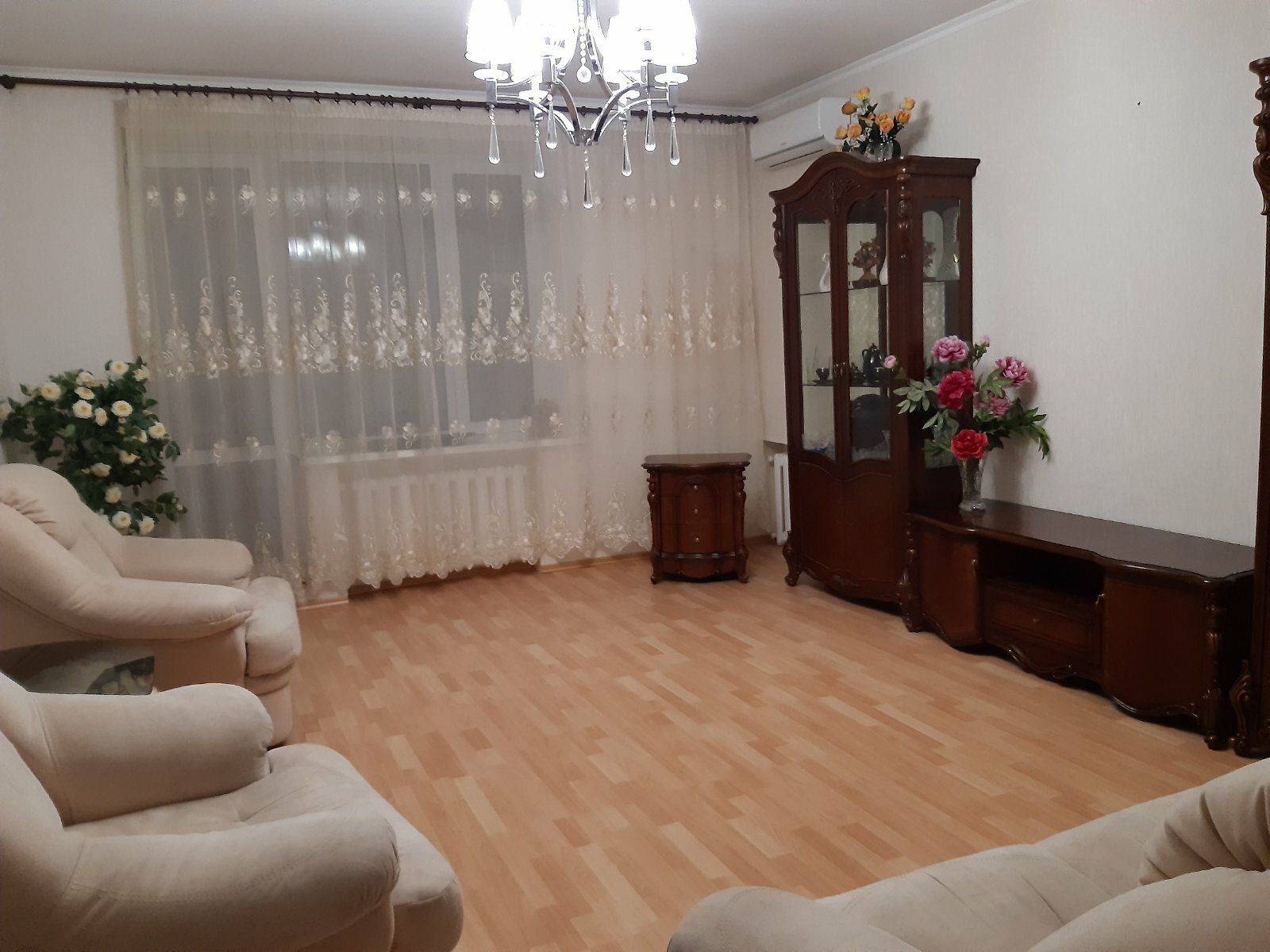 Оренда 2-кімнатної квартири 60 м², Академіка Сахарова вул., таврия ул., 8/10