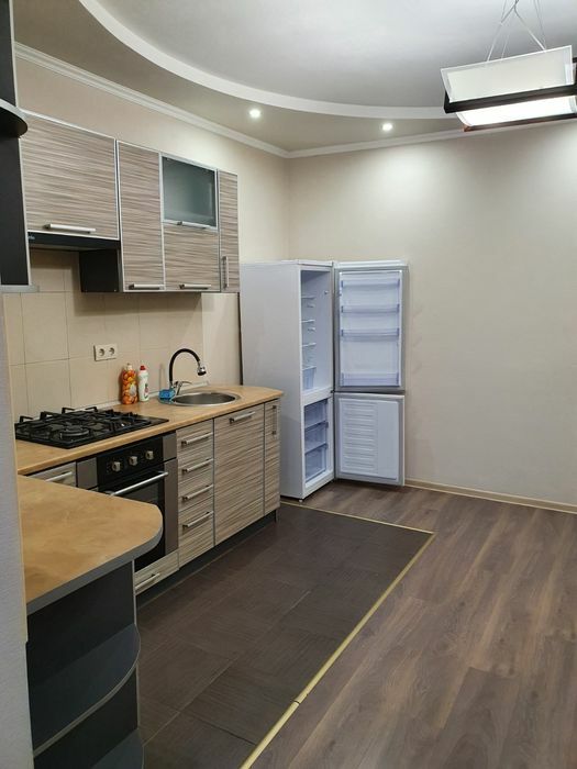 Оренда 1-кімнатної квартири 45 м², Героїв Праці вул., 32А