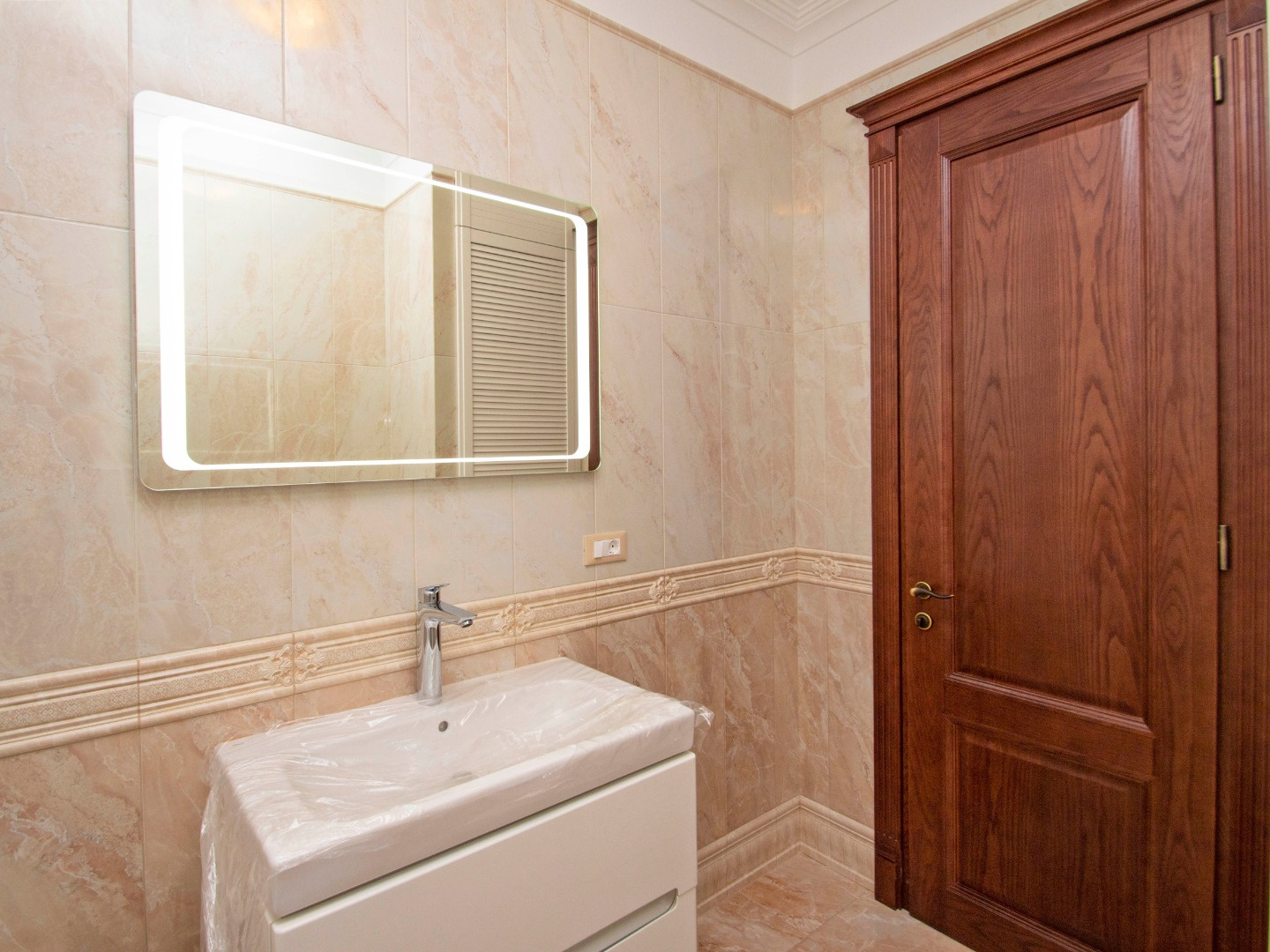 Продаж 3-кімнатної квартири 146 м², Французский бул., 2/11