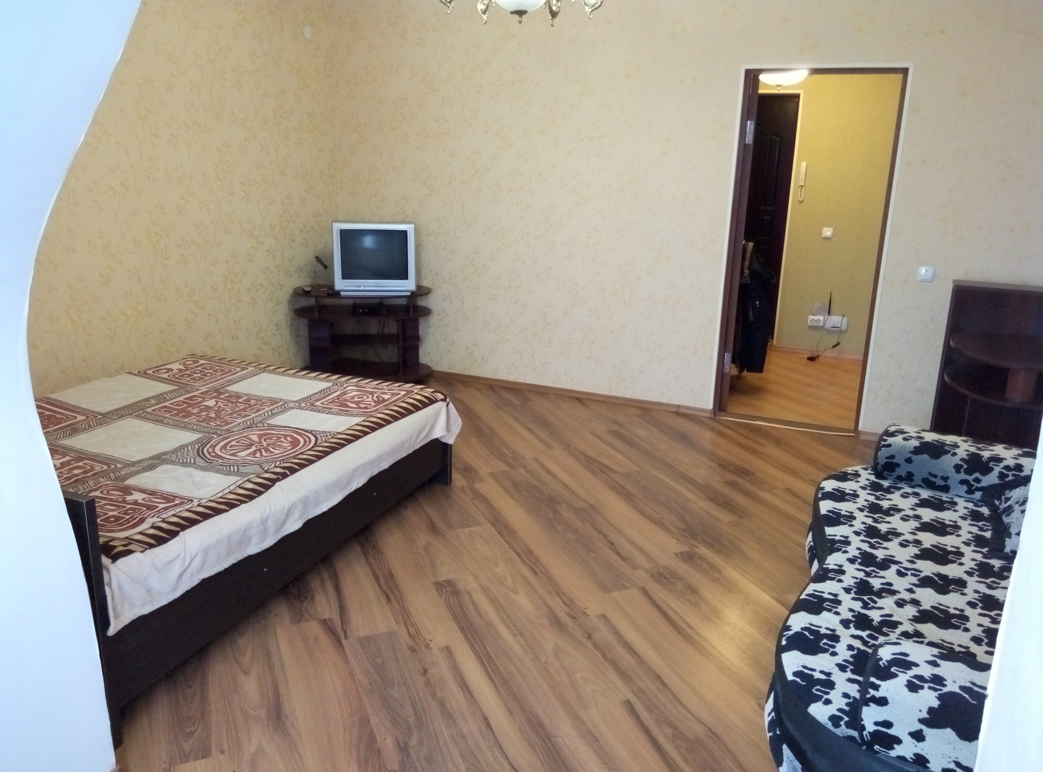 1-комнатная квартира посуточно 52 м², Князей Кориатовичей ул., 25