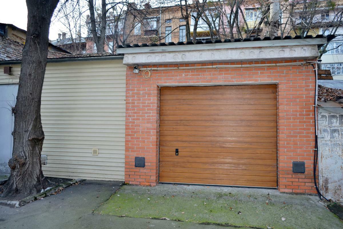 Продаж гаража 27 м², Прорізна вул., 9