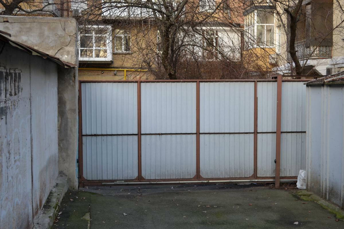 Продаж гаража 27 м², Прорізна вул., 9