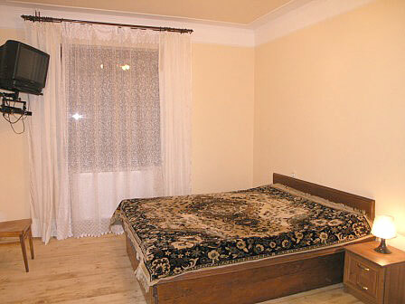 5+ комнат квартира посуточно 111 м², Яремчанский район, с. Татаров