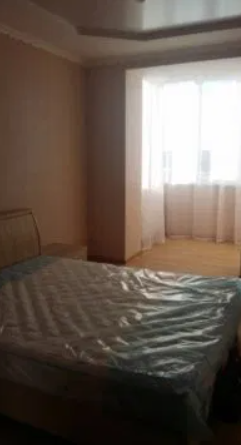 Продаж 1-кімнатної квартири 64 м², Лева Толстого вул., 7