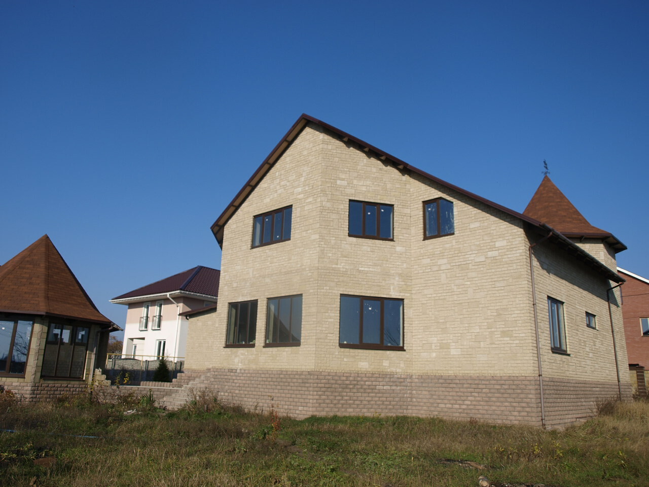 Продажа виллы 370 м², Луи Пастера ул.