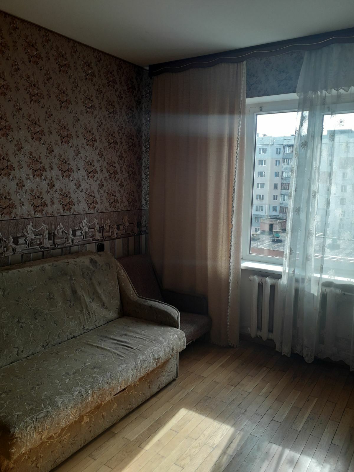 Продажа 2-комнатной квартиры 39 м², Бочарова ул., 15