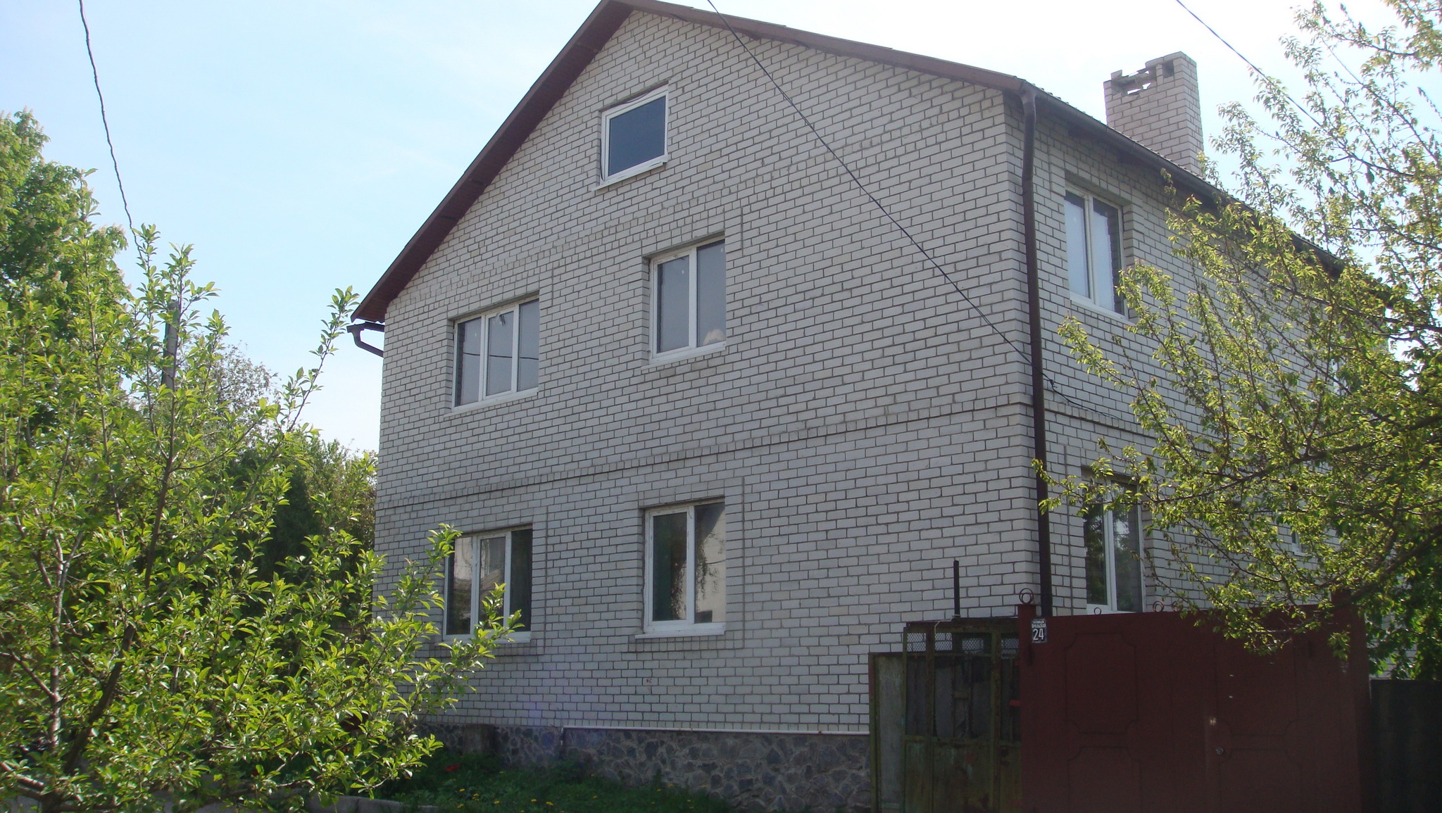 Продажа дома 200 м², Старая Озерянка ул., 24