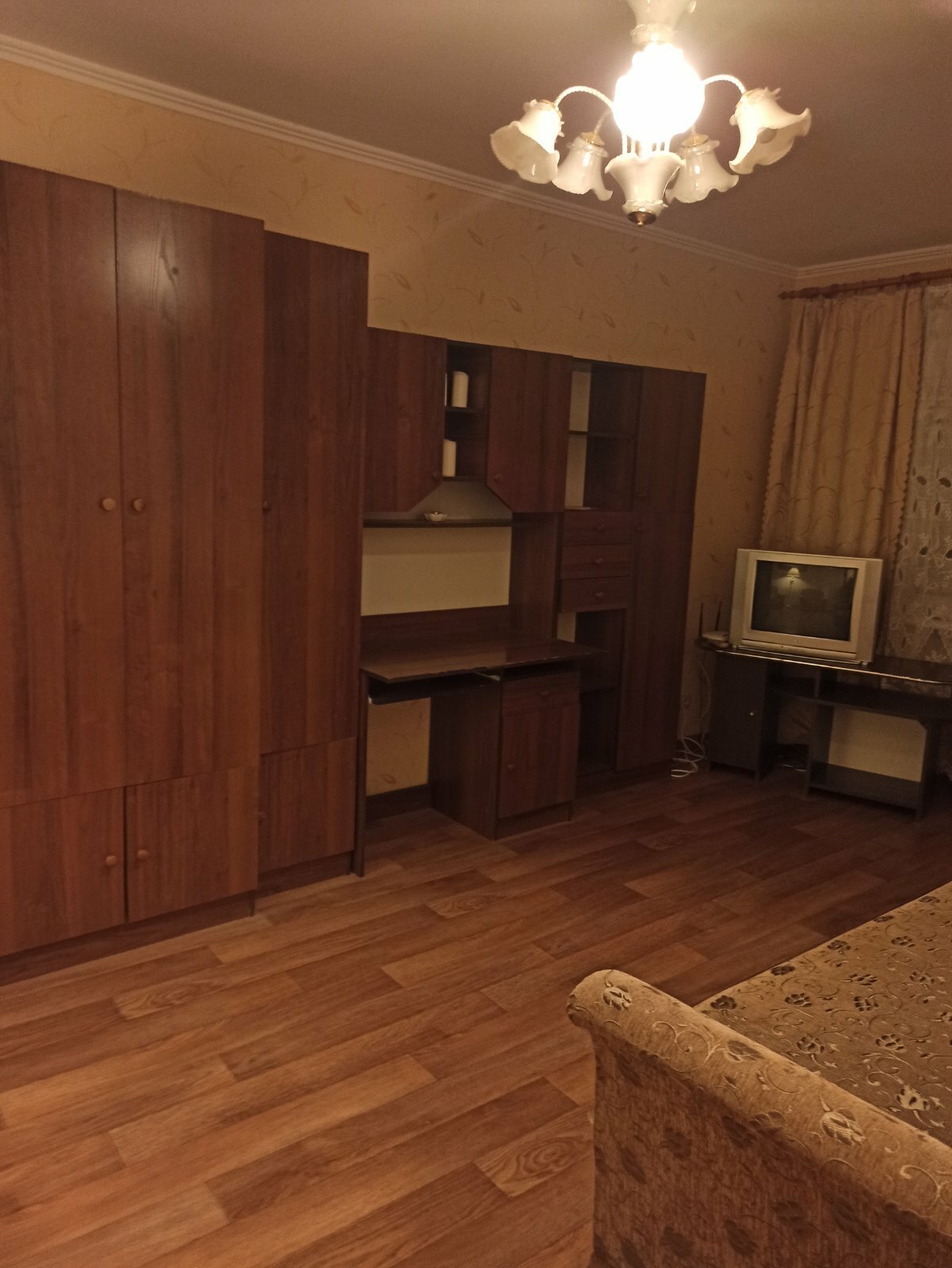 Оренда 1-кімнатної квартири 32 м², Добровольского просп., амазонка ул., 1/5