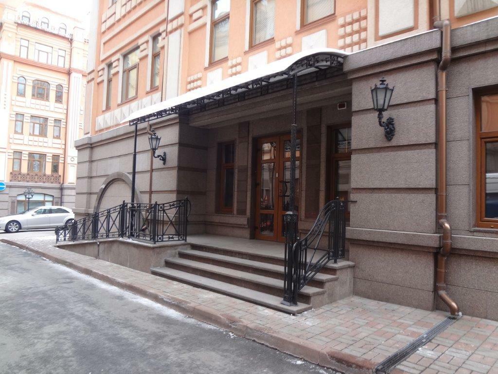 Оренда офісу 155 м², Верхній Вал вул.