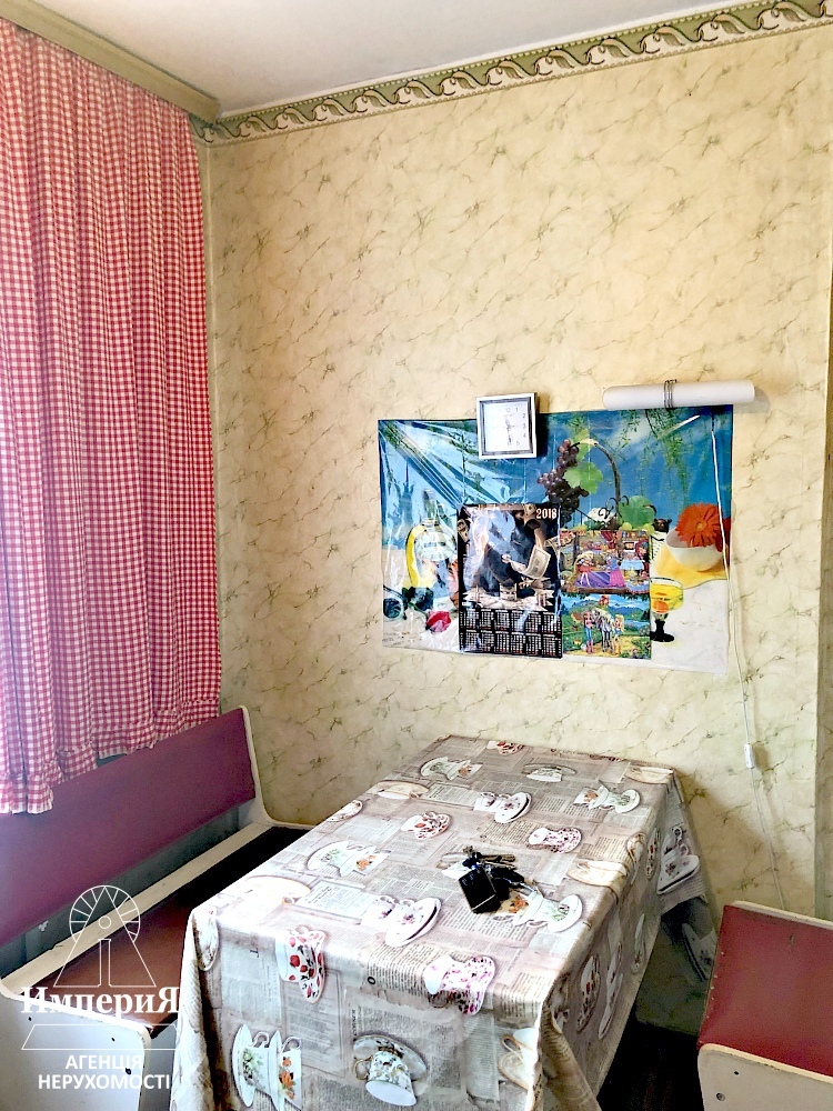 Продаж 3-кімнатної квартири 86 м², Полковника Коновальця вул.