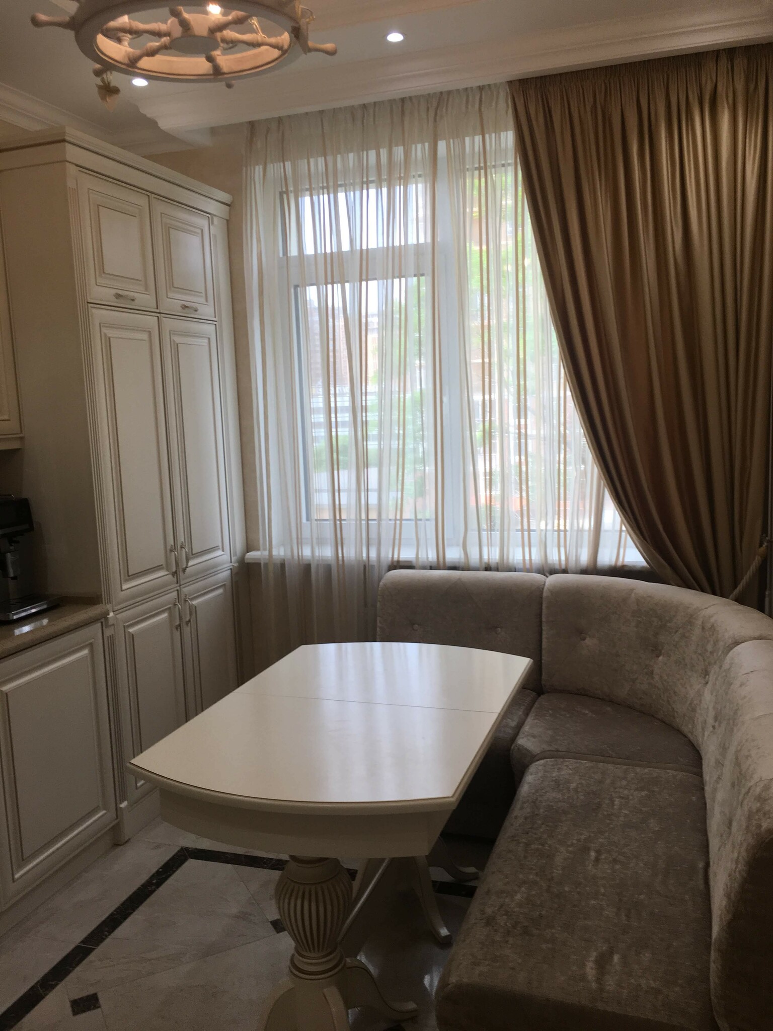 Продаж 3-кімнатної квартири 118 м², Гагарінське Плато вул., 5А/2