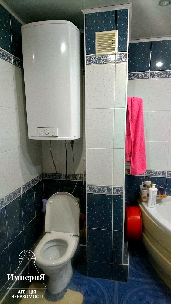 Продаж 3-кімнатної квартири 70 м², Академіка Кримського вул., 6