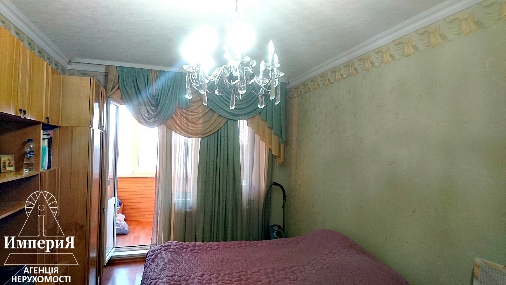 Продаж 3-кімнатної квартири 70 м², Академіка Кримського вул., 6