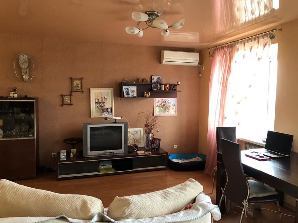 Продажа 4-комнатной квартиры 105 м², Звездный бул., 1