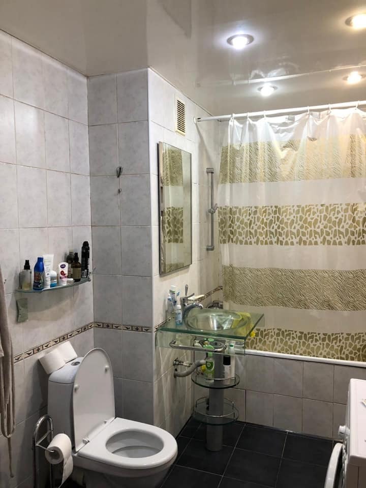 Продажа 4-комнатной квартиры 105 м², Звездный бул., 1