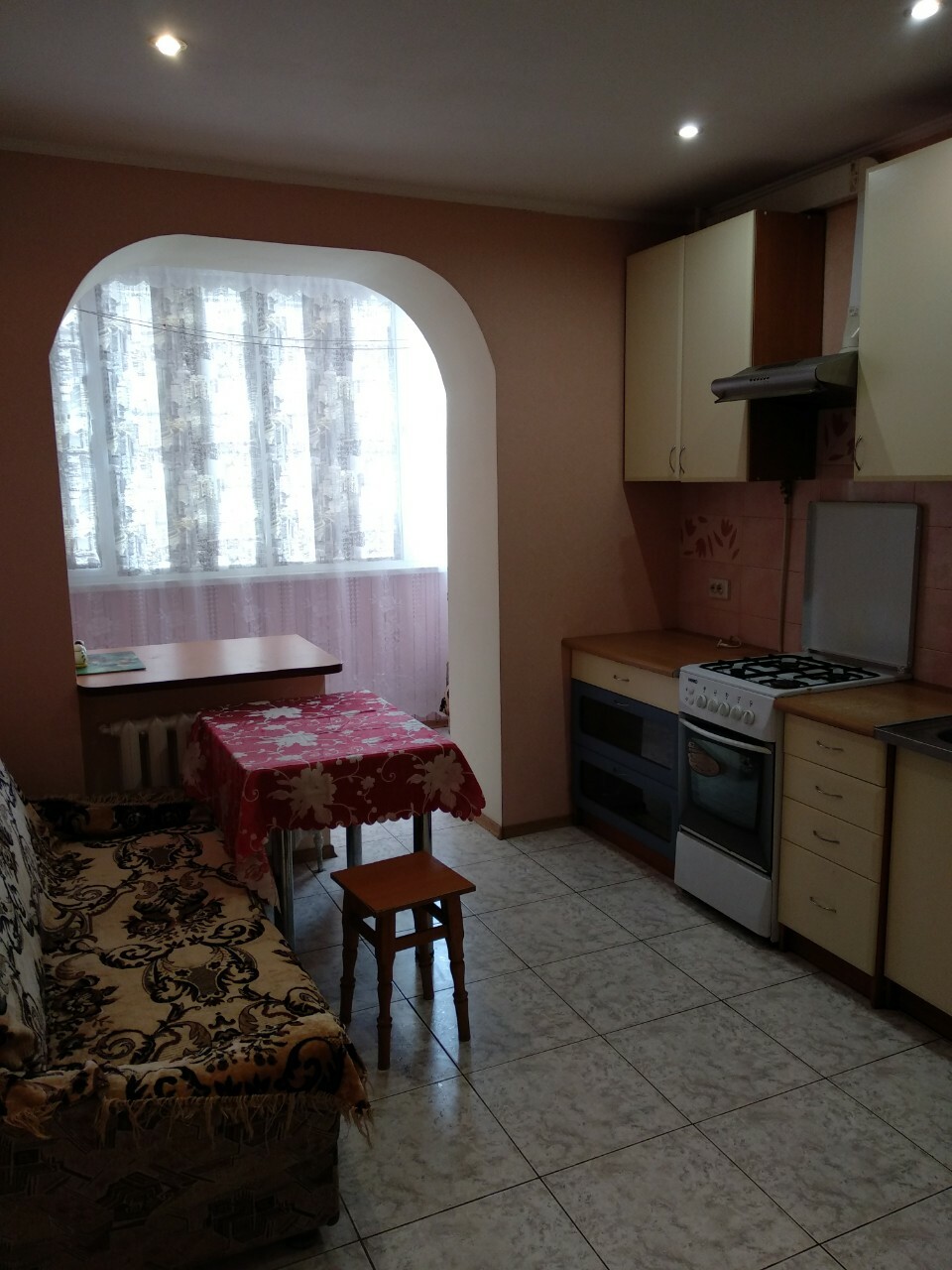 Оренда 1-кімнатної квартири 40 м², Академіка Заболотного вул., Сахарова ул., 1/11