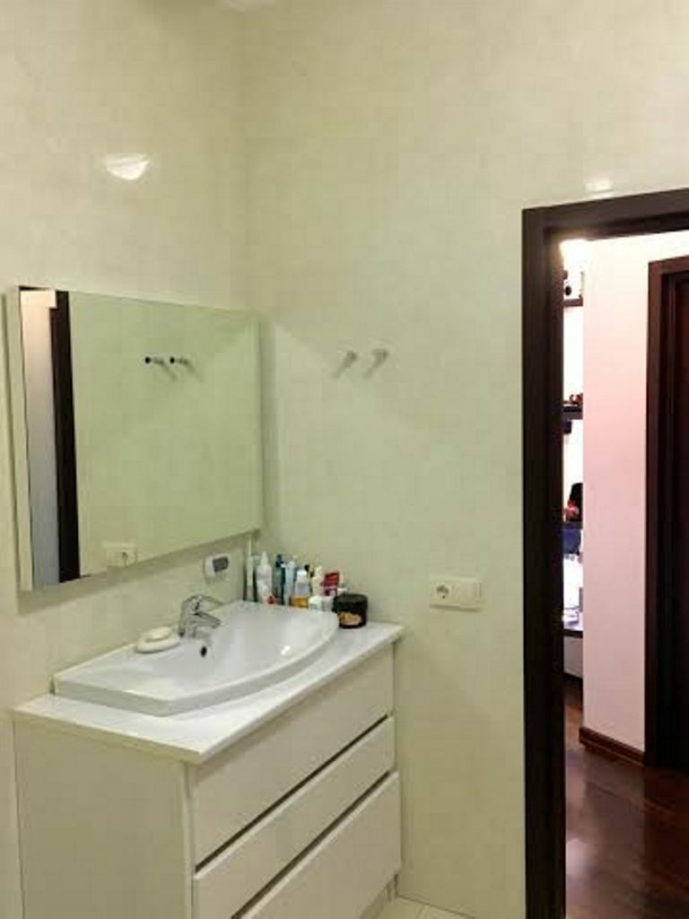 Продажа 2-комнатной квартиры 65 м², Гусенко ул., 17