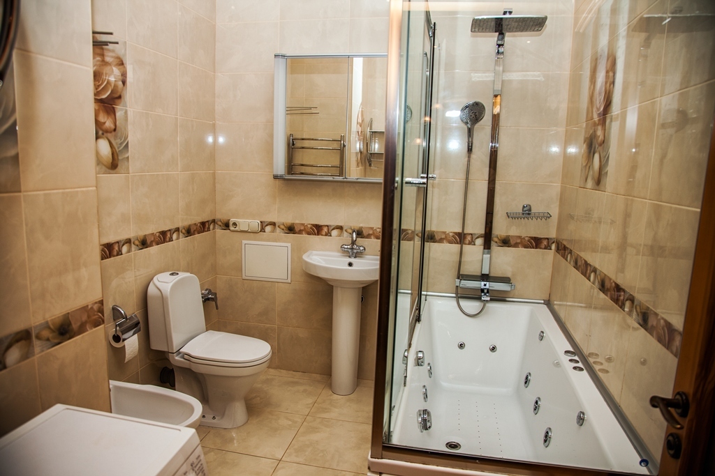 Продажа 4-комнатной квартиры 126 м², Паторжинского ул., 27
