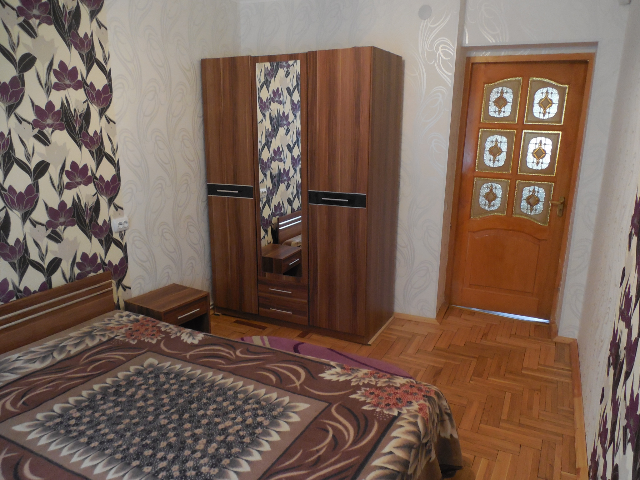 2-кімнатна квартира подобово 54 м², Івана Мазепи вул., 4