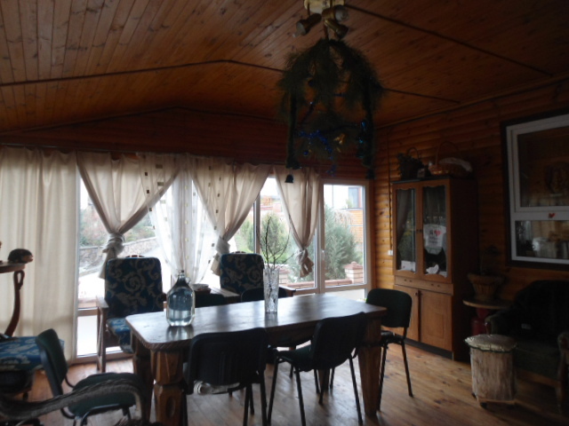 Продаж будинку 250 м²