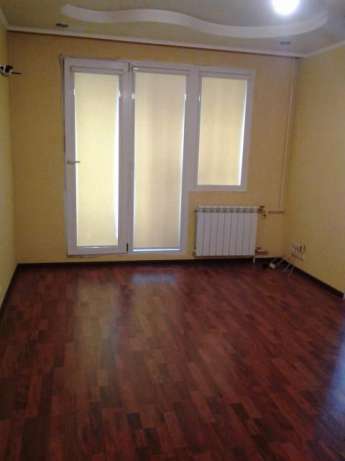 Продаж 2-кімнатної квартири 46 м², Танкопія вул., 11