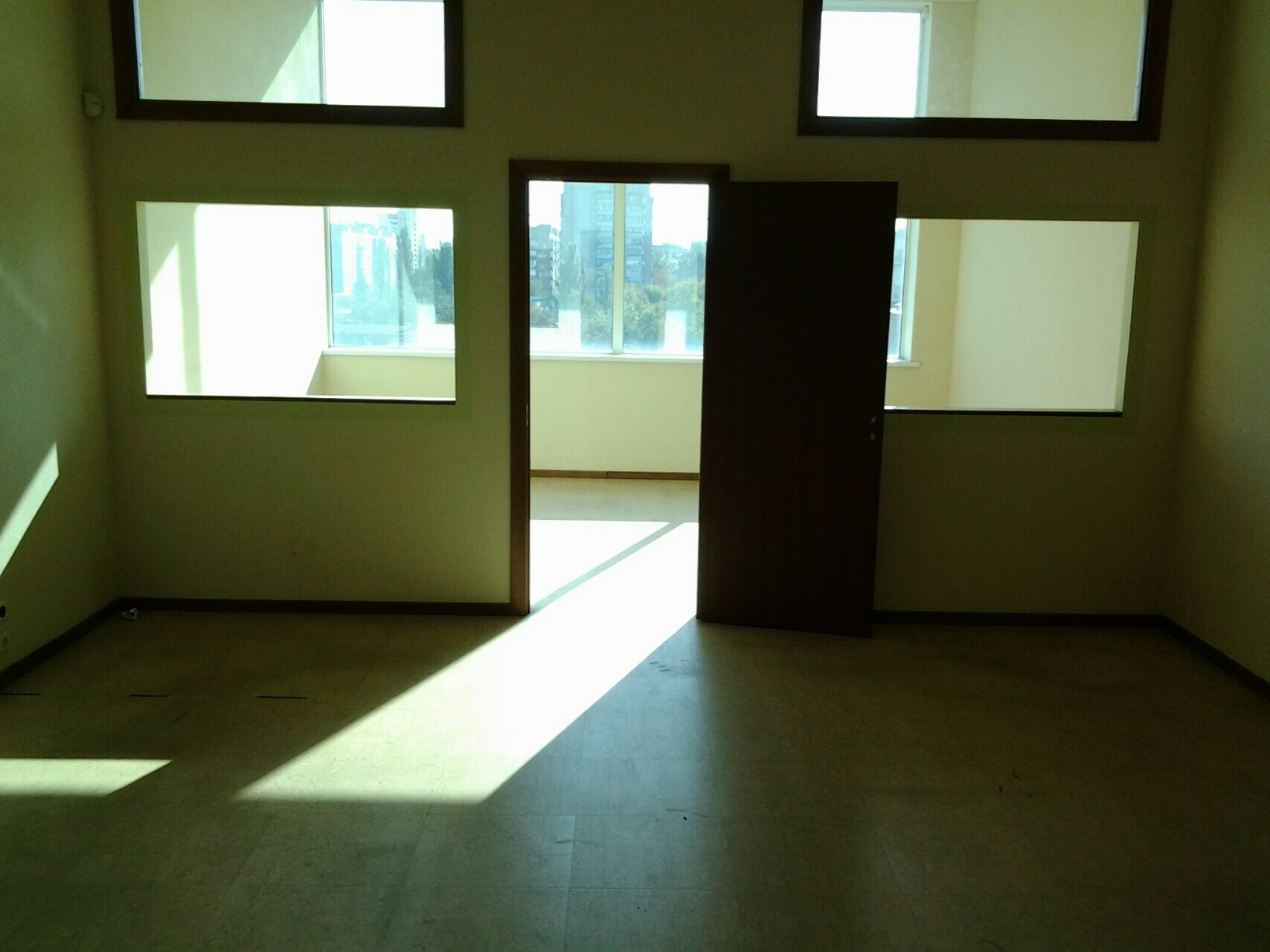 Продаж бізнес-центра 1830 м², Смоленська вул., 31/33