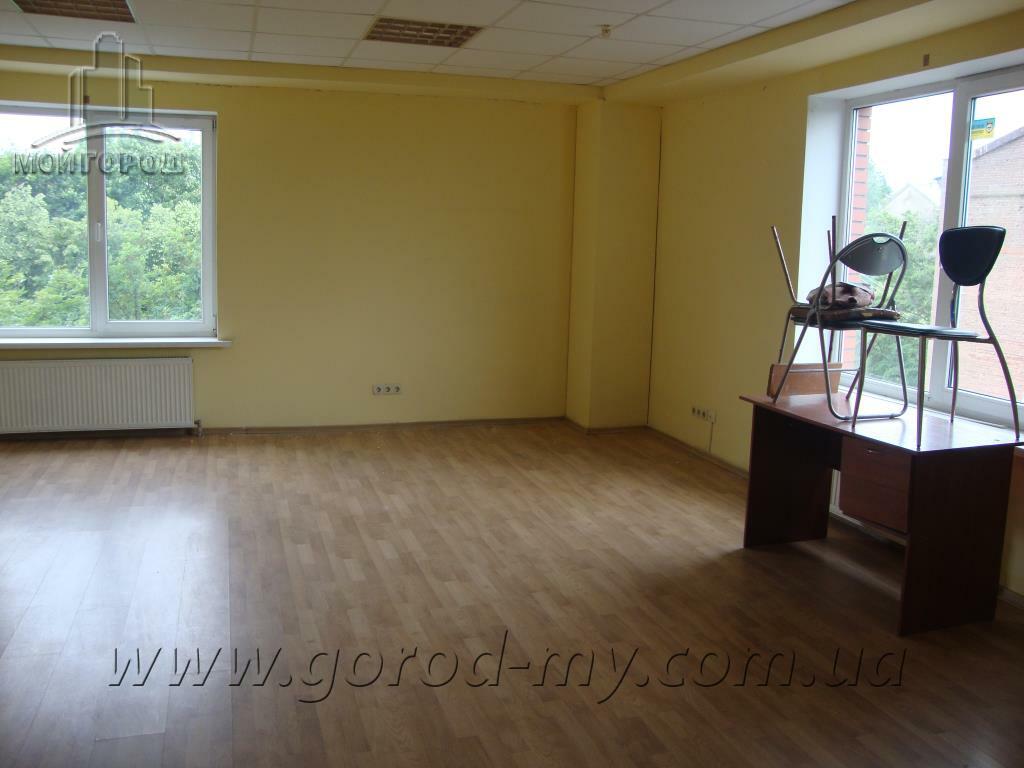 Оренда офісу 200 м², Виконкомівська вул., 111