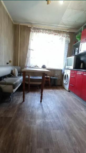 Продажа 3-комнатной квартиры 70 м², Героев просп., 12