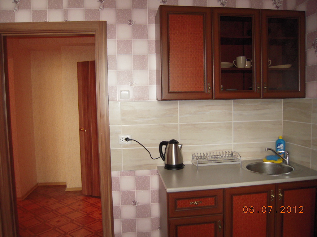 1-кімнатна квартира подобово 43 м², Миколи Закревського вул., 95