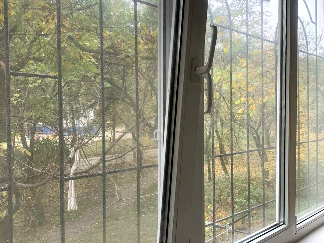 Аренда 2-комнатной квартиры 50 м², Генерала Бочарова ул., Крымская ул., 2/9