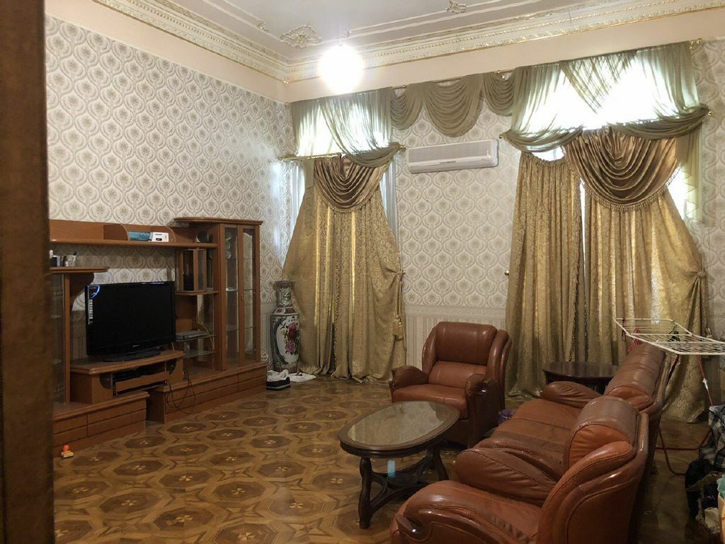 Продаж 3-кімнатної квартири 129 м², Катеринінська вул., 20