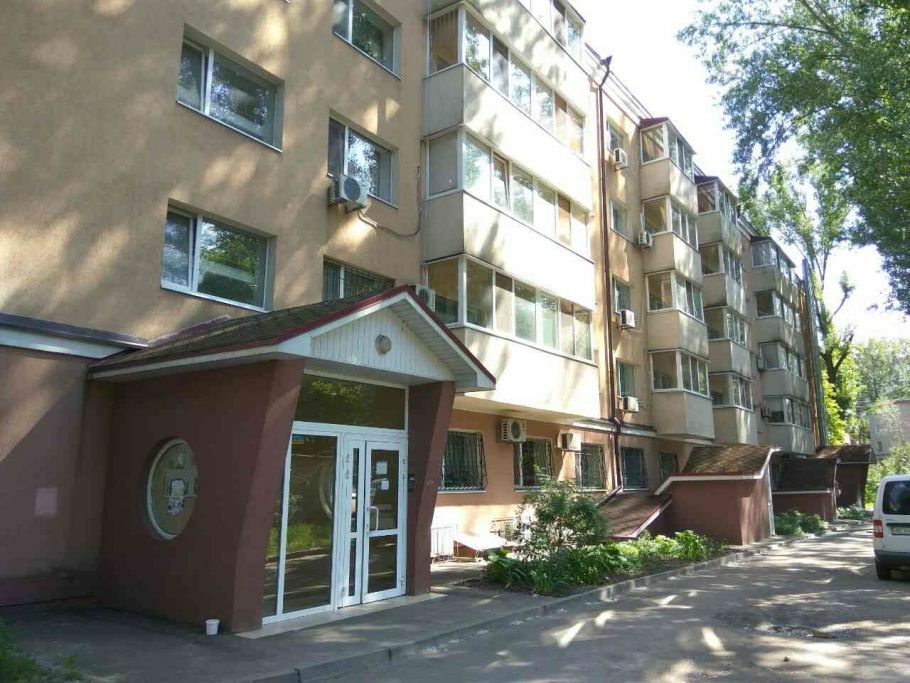 Продаж 1-кімнатної квартири 39 м², Гладкова вул., 13