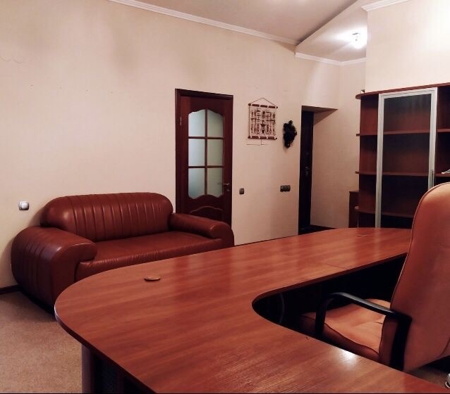 Аренда офиса 185 м², Полтавский Шлях ул.